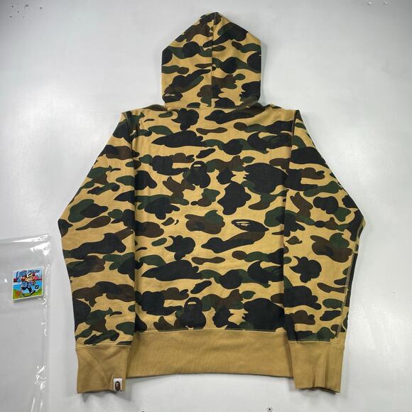 BAPE 1st Camo Pullover Hoodie Size M - Picture 2 of 7
